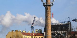 Vom Rauchsignal zum globalen Netz: Die faszinierende Evolution der Telekommunikationsinfrastruktur